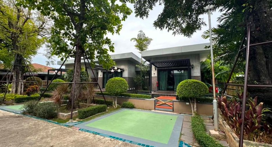 For rent 11 bedrooms hotel in Sattahip, Chonburi