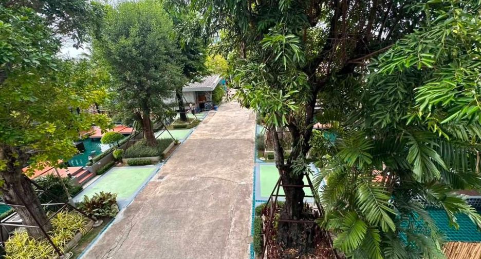 For rent 11 bedrooms hotel in Sattahip, Chonburi