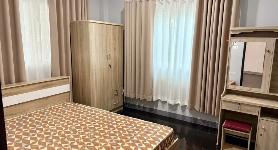 For sale 2 bedrooms house in Mueang Chiang Mai, Chiang Mai
