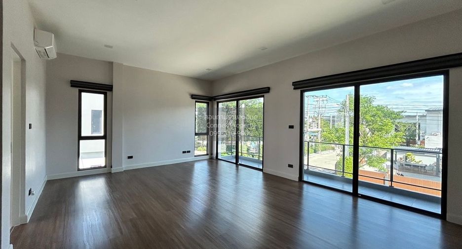 Haus zum Kauf mit 5 Zimmer in Lat Krabang, Bangkok