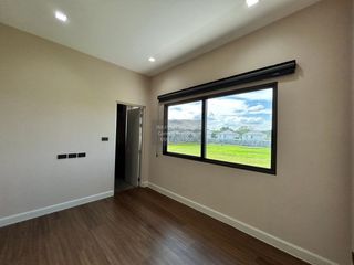 For sale 5 bedrooms house in Lat Krabang, Bangkok