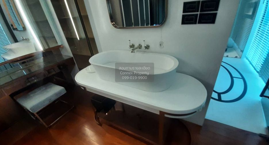 For sale 5 bedrooms condo in Pathum Wan, Bangkok