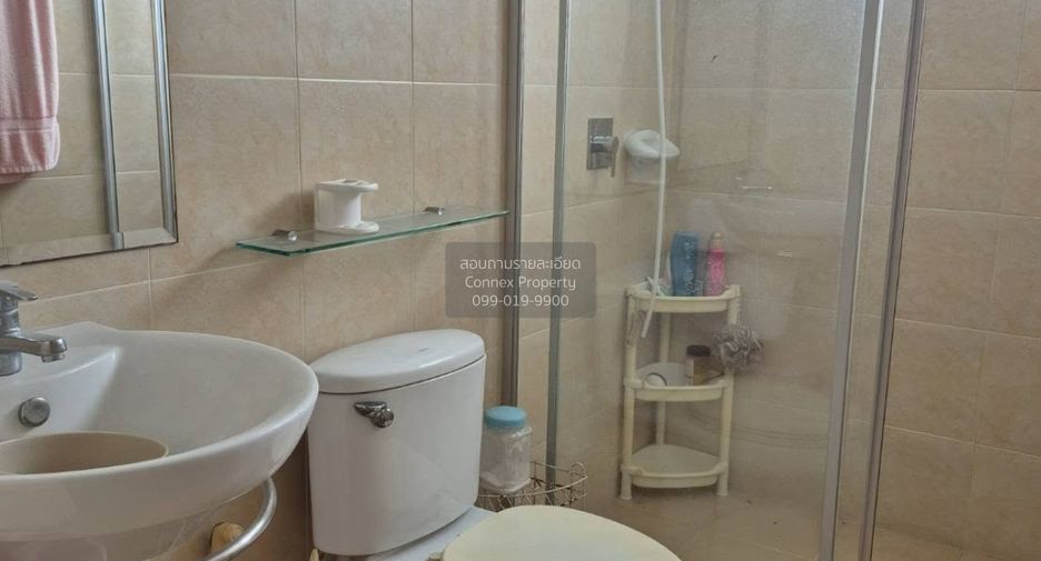 For sale 1 bed condo in Bang Kapi, Bangkok