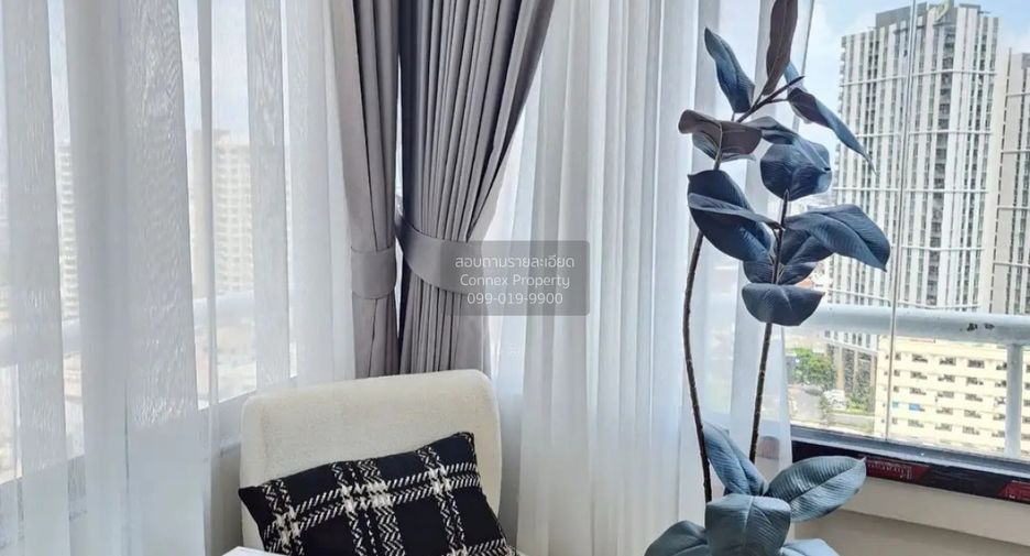 For sale 2 bedrooms condo in Huai Khwang, Bangkok