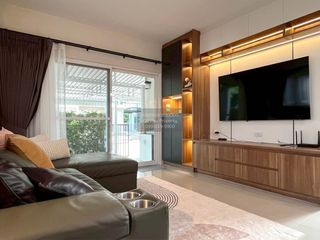 Haus zum Kauf mit 3 Zimmer in Bang Phli, Samut Prakan