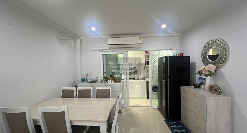 For sale 3 bedrooms townhouse in East Pattaya, Pattaya