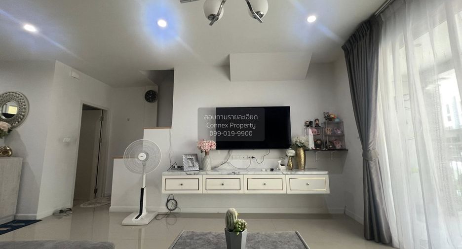 For sale 3 bedrooms townhouse in East Pattaya, Pattaya