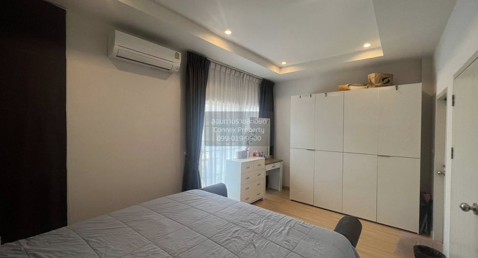 For sale 3 bedrooms townhouse in East Pattaya, Pattaya