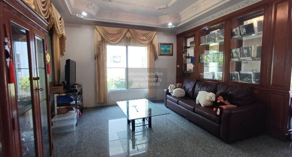 Haus zum Kauf mit 4 Zimmer in Bang Khae, Bangkok