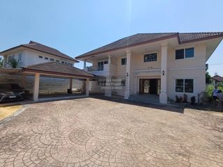 For sale 4 bedrooms house in Bang Khae, Bangkok