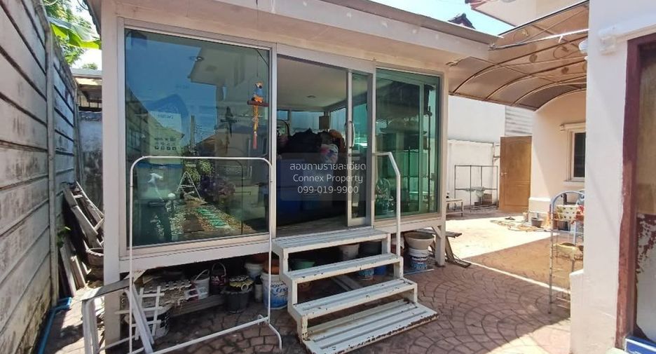 Haus zum Kauf mit 4 Zimmer in Bang Khae, Bangkok