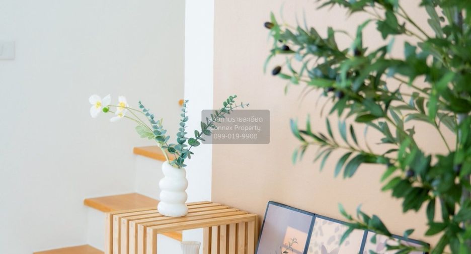For sale 3 bedrooms townhouse in Krathum Baen, Samut Sakhon