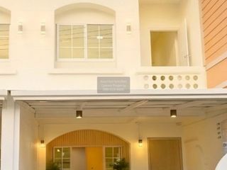 For sale 2 bedrooms townhouse in Khlong Sam Wa, Bangkok