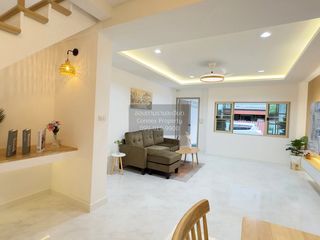 For sale 2 bedrooms townhouse in Khlong Sam Wa, Bangkok