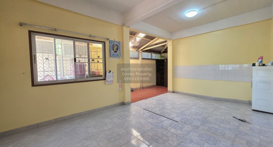 À vendre 3 chambres maison à Pak Kret, Nonthaburi