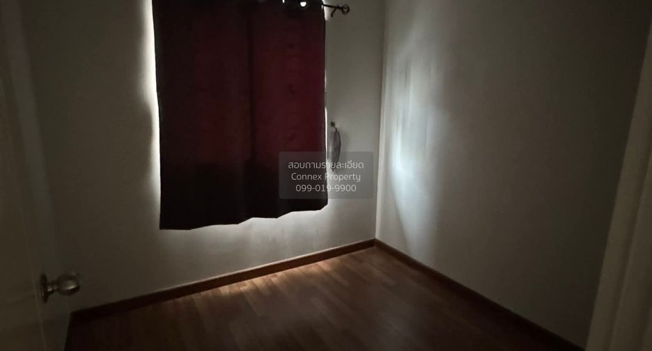 For sale 3 bedrooms townhouse in Bang Sao Thong, Samut Prakan