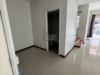 For sale 3 bedrooms townhouse in Bang Sao Thong, Samut Prakan
