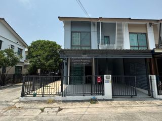For sale 3 bedrooms townhouse in Bang Sao Thong, Samut Prakan
