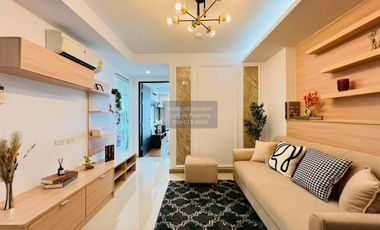 For sale 1 bed condo in Wang Thonglang, Bangkok