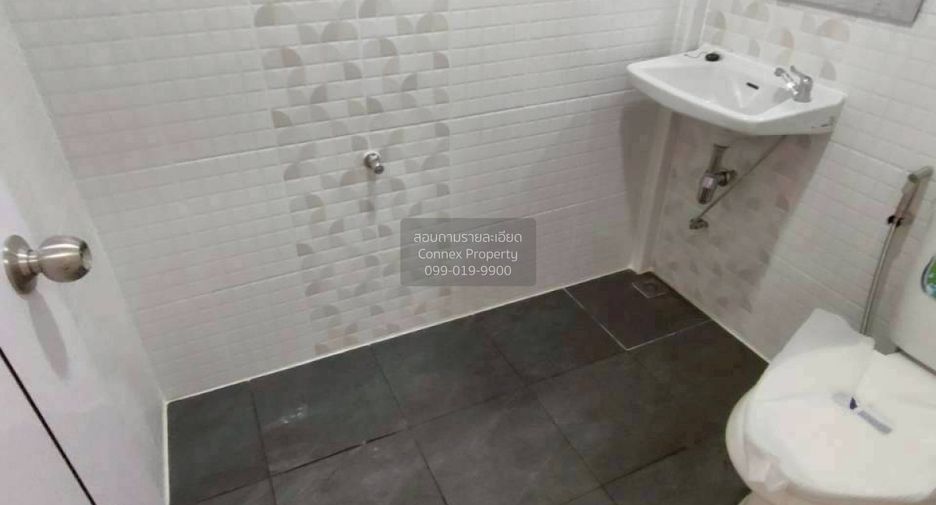For sale 2 bedrooms townhouse in Bang Bua Thong, Nonthaburi