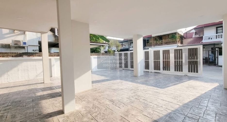 For sale 4 bedrooms house in Sai Mai, Bangkok