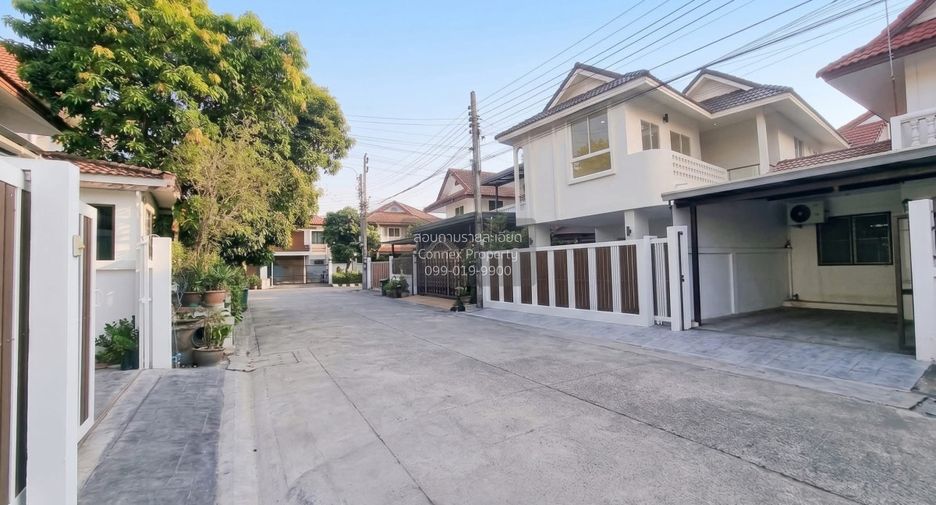 For sale 4 bedrooms house in Sai Mai, Bangkok
