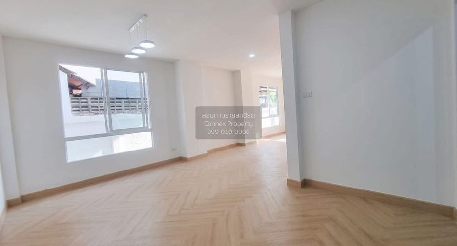 For sale 4 bedrooms house in Sai Mai, Bangkok