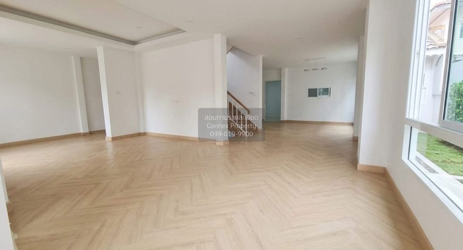 For sale 4 bedrooms house in Sai Mai, Bangkok