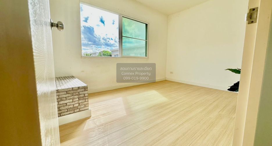 For sale 2 bedrooms townhouse in Thung Khru, Bangkok