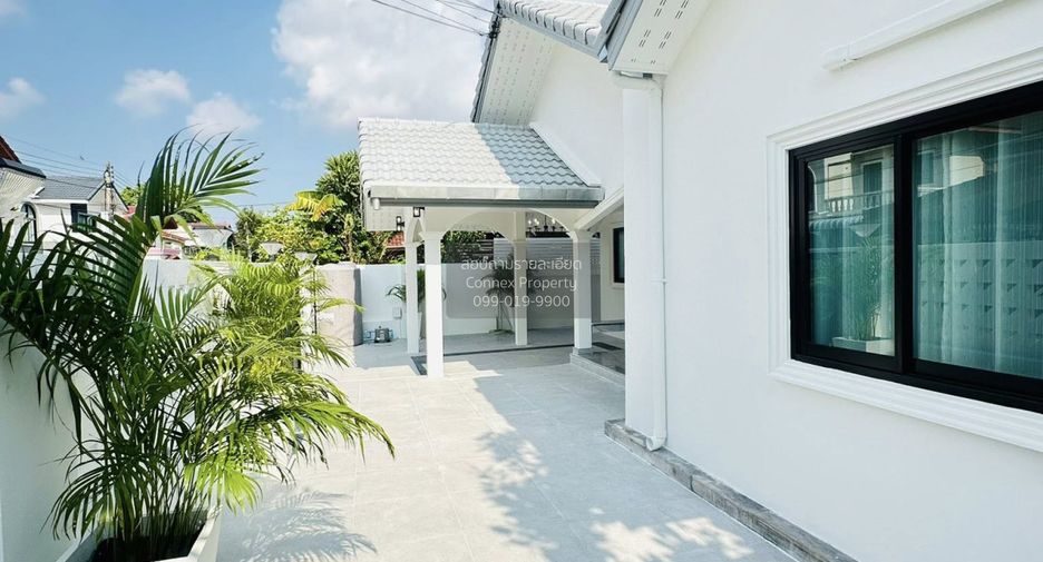 For sale 3 bedrooms house in East Pattaya, Pattaya