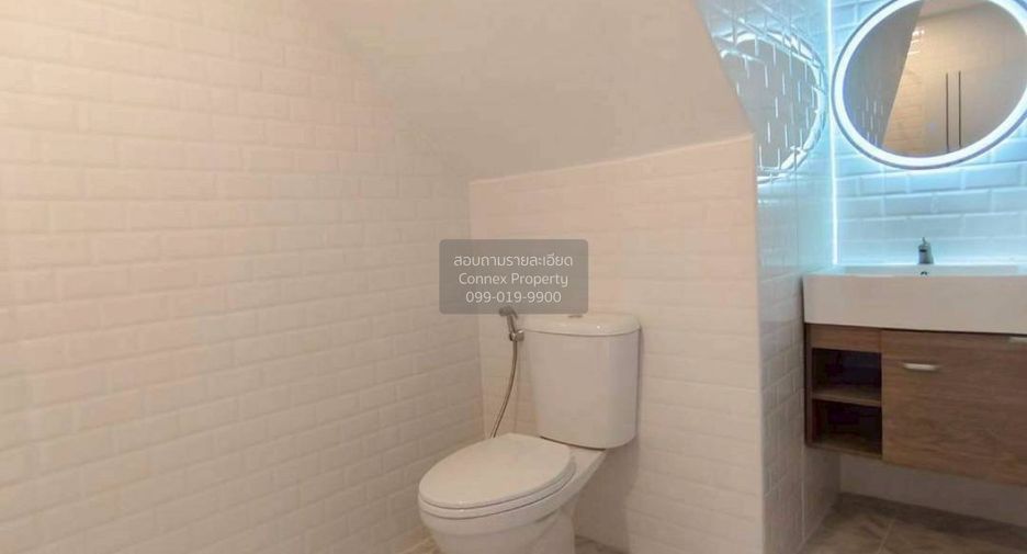 Casa adosada en venta de 4 habitaciones en Bang Bua Thong, Nonthaburi