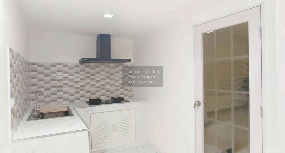 Casa adosada en venta de 4 habitaciones en Bang Bua Thong, Nonthaburi