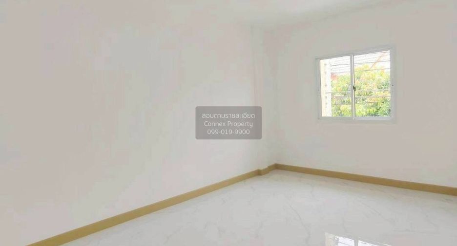 Casa adosada en venta de 4 habitaciones en Bang Bua Thong, Nonthaburi