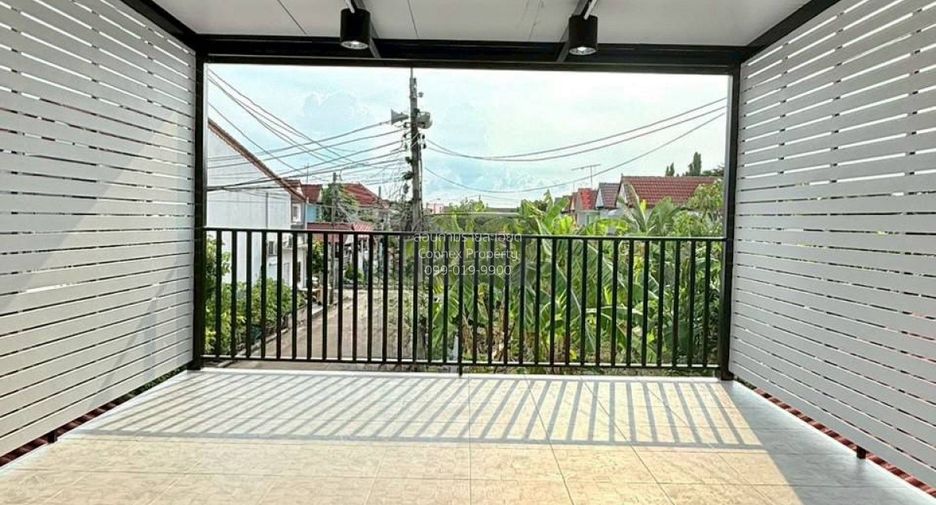 For sale 3 bedrooms townhouse in Pak Kret, Nonthaburi