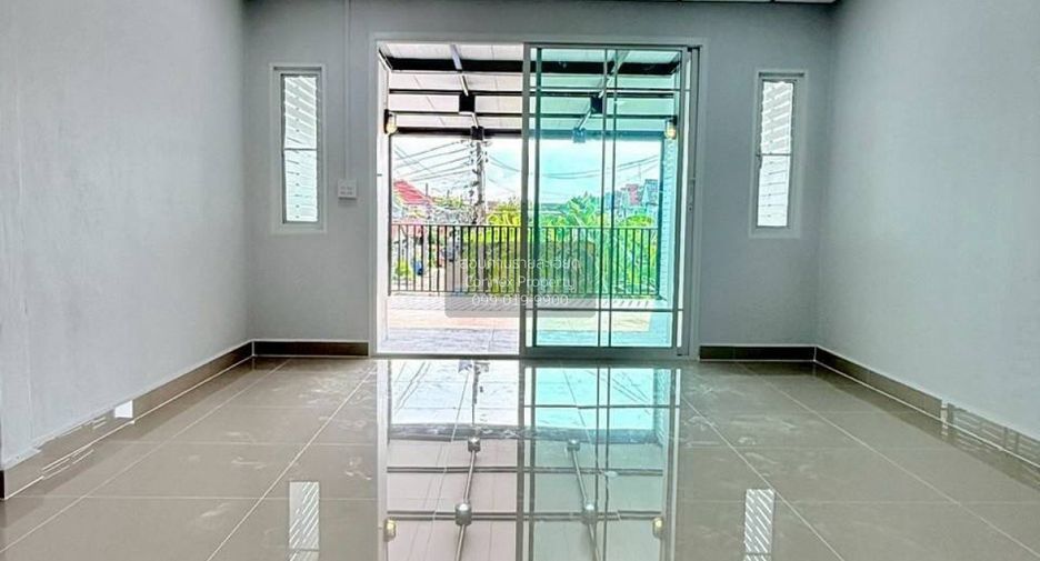 For sale 3 bedrooms townhouse in Pak Kret, Nonthaburi