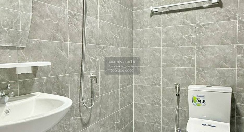 For sale 3 bedrooms townhouse in Pak Kret, Nonthaburi