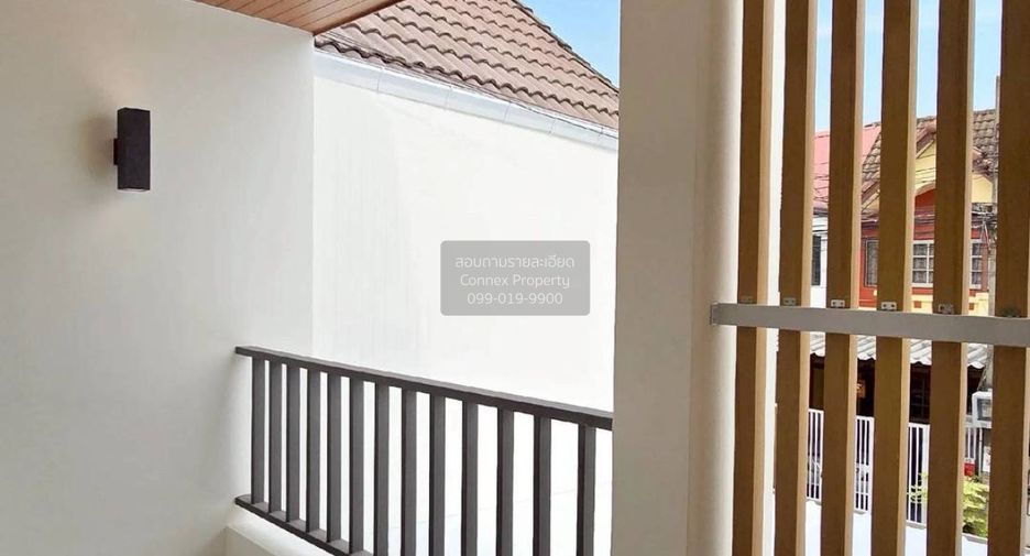 For sale 2 bedrooms townhouse in Lat Phrao, Bangkok