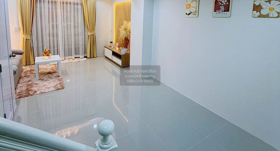 Casa adosada en venta de 5 habitaciones en Nong Khaem, Bangkok