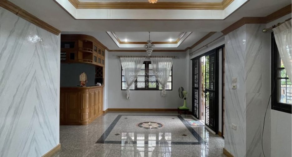 À vendre 4 chambres maison à Bang Khen, Bangkok