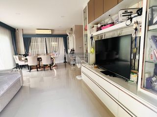 For sale 4 bedrooms house in Thung Khru, Bangkok