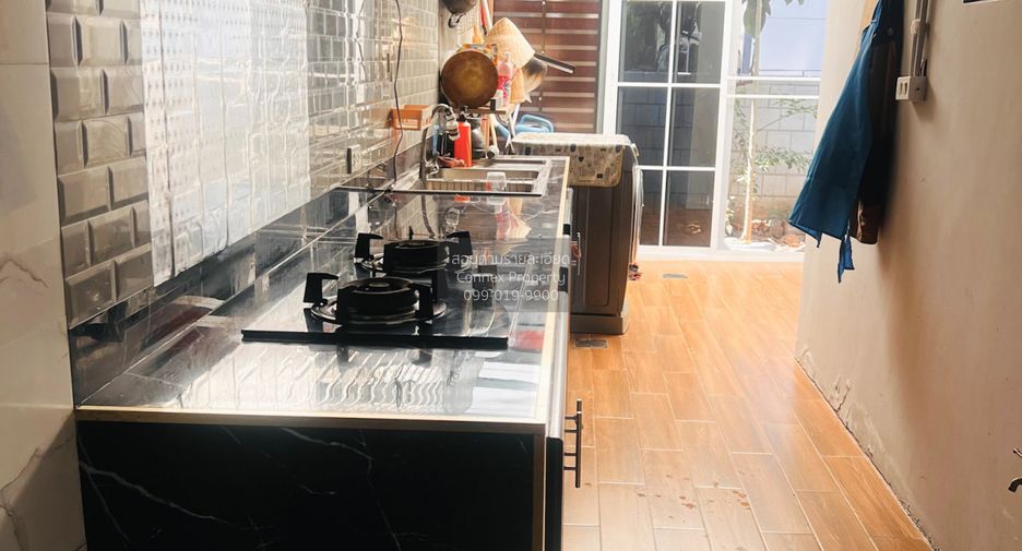 For sale 4 bedrooms house in Thung Khru, Bangkok