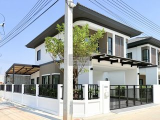 Продажа 3 спальни дом в Sam Phran, Накхонпатхом