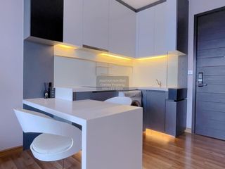 For sale 1 bed condo in Huai Khwang, Bangkok