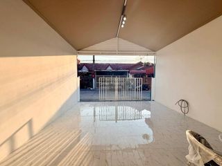 For sale 2 bedrooms townhouse in Bang Phli, Samut Prakan