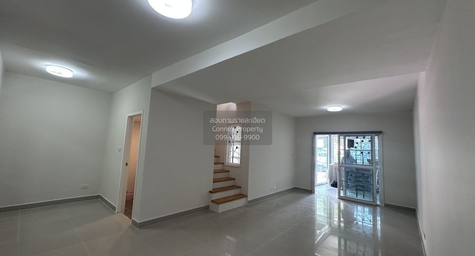 For sale 1 bed townhouse in Mueang Pathum Thani, Pathum Thani
