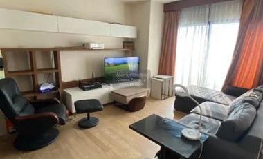 For sale 1 bed condo in Khlong Toei, Bangkok