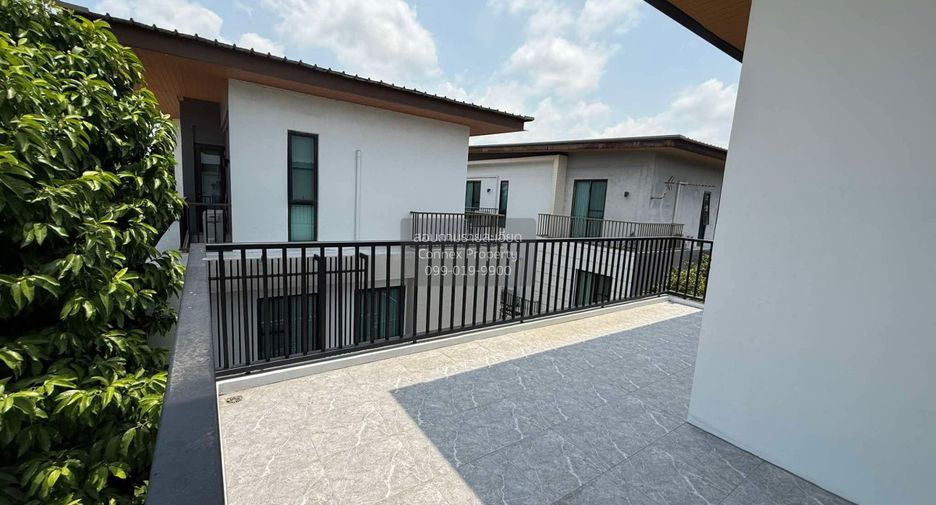 For sale 3 bedrooms house in Prawet, Bangkok