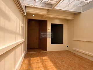 For sale 2 bedrooms townhouse in Wang Thonglang, Bangkok