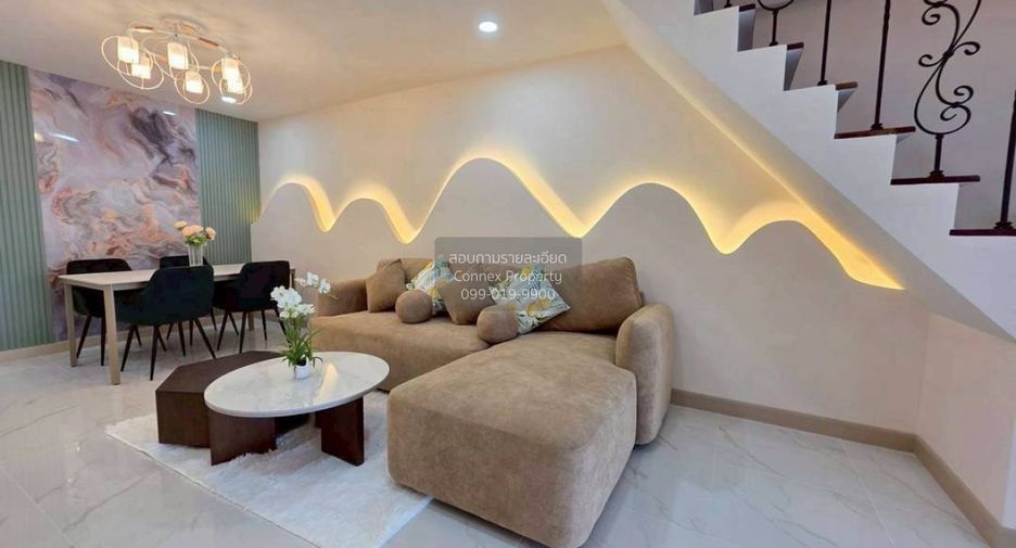 Casa adosada en venta de 4 habitaciones en Mueang Nonthaburi, Nonthaburi
