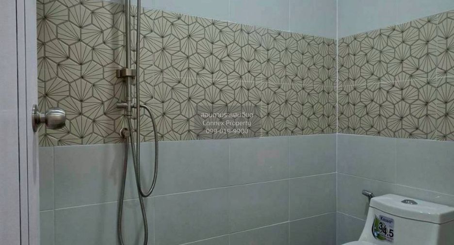 Casa adosada en venta de 4 habitaciones en Mueang Nonthaburi, Nonthaburi